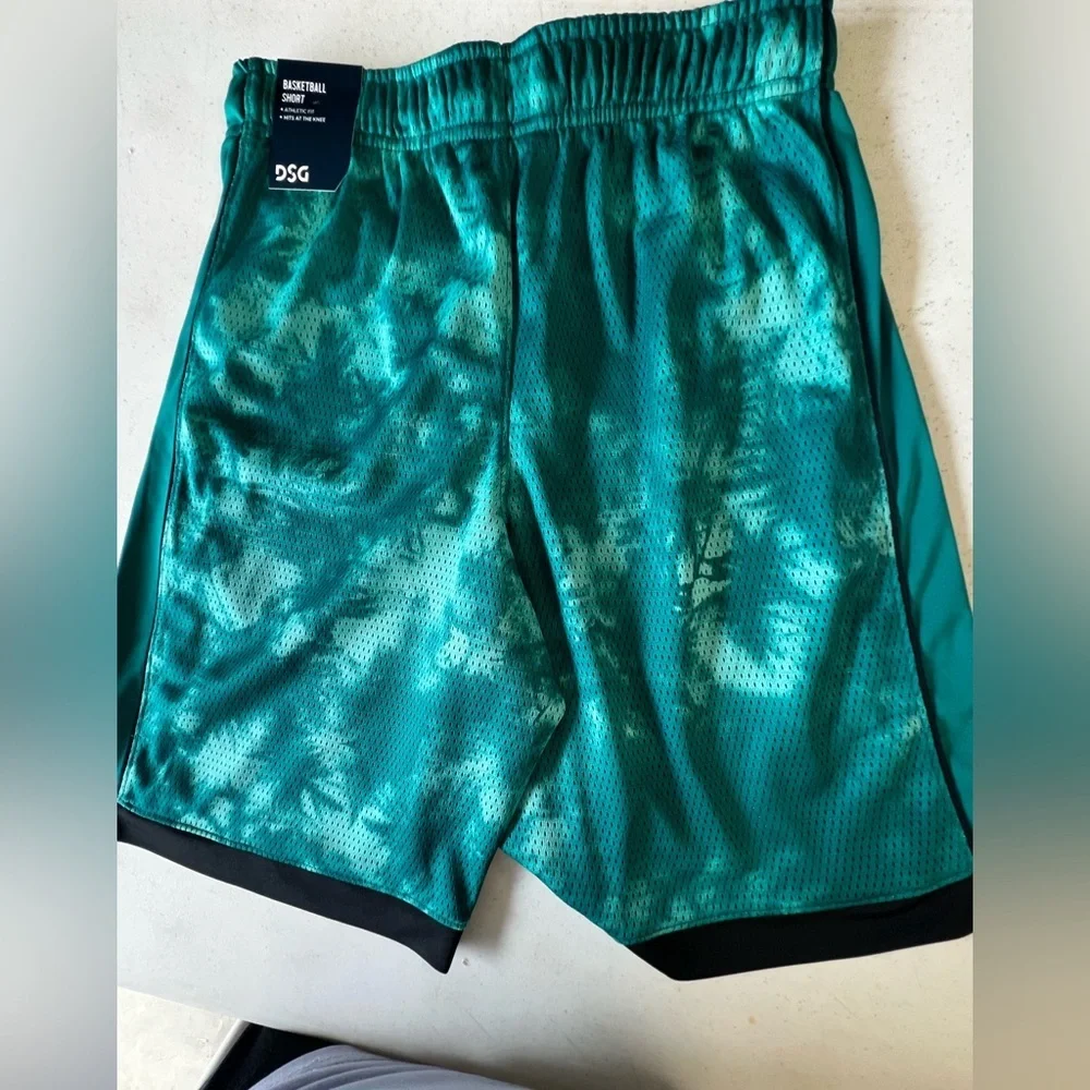 DSG BASKETBALL SHORT BOYS LARGE TEAL SURF TIE DYE W/SOLID TEAL INSET ON SIDES